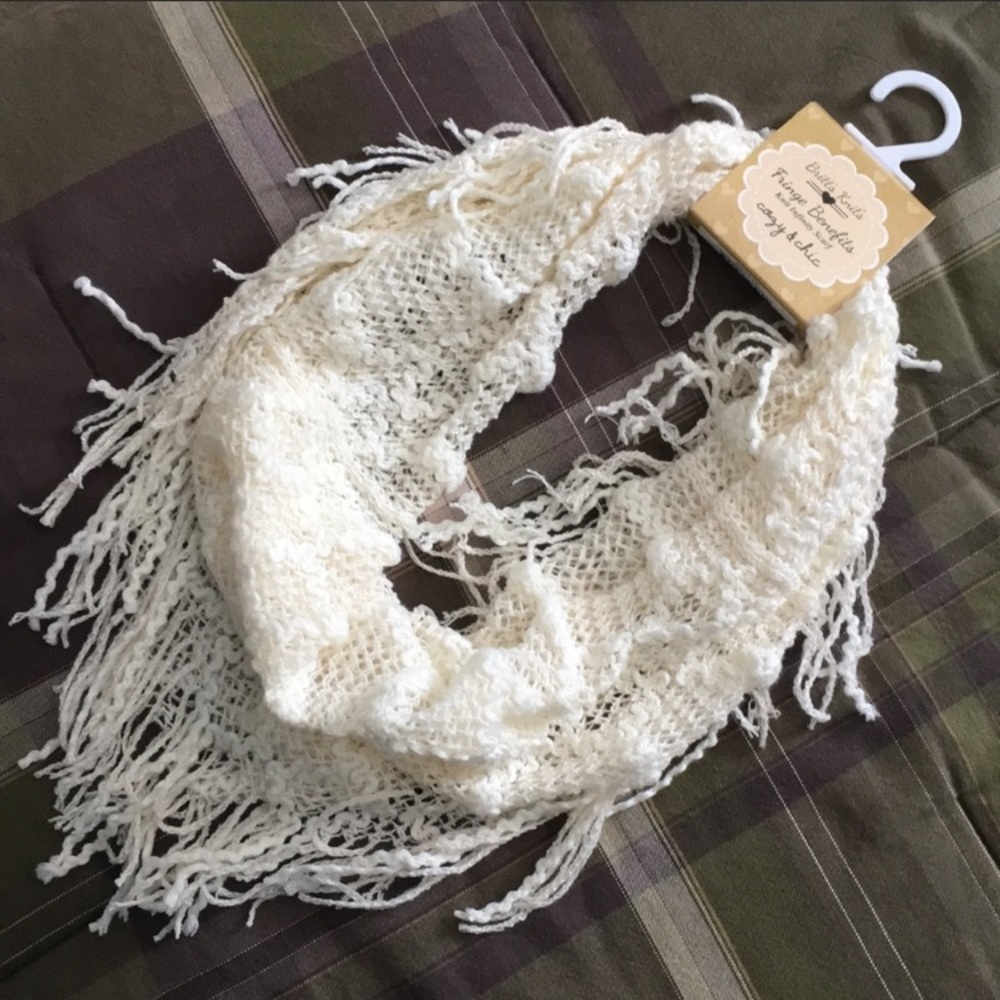 ON HOLD ✨ Fringed Infinity Scarf